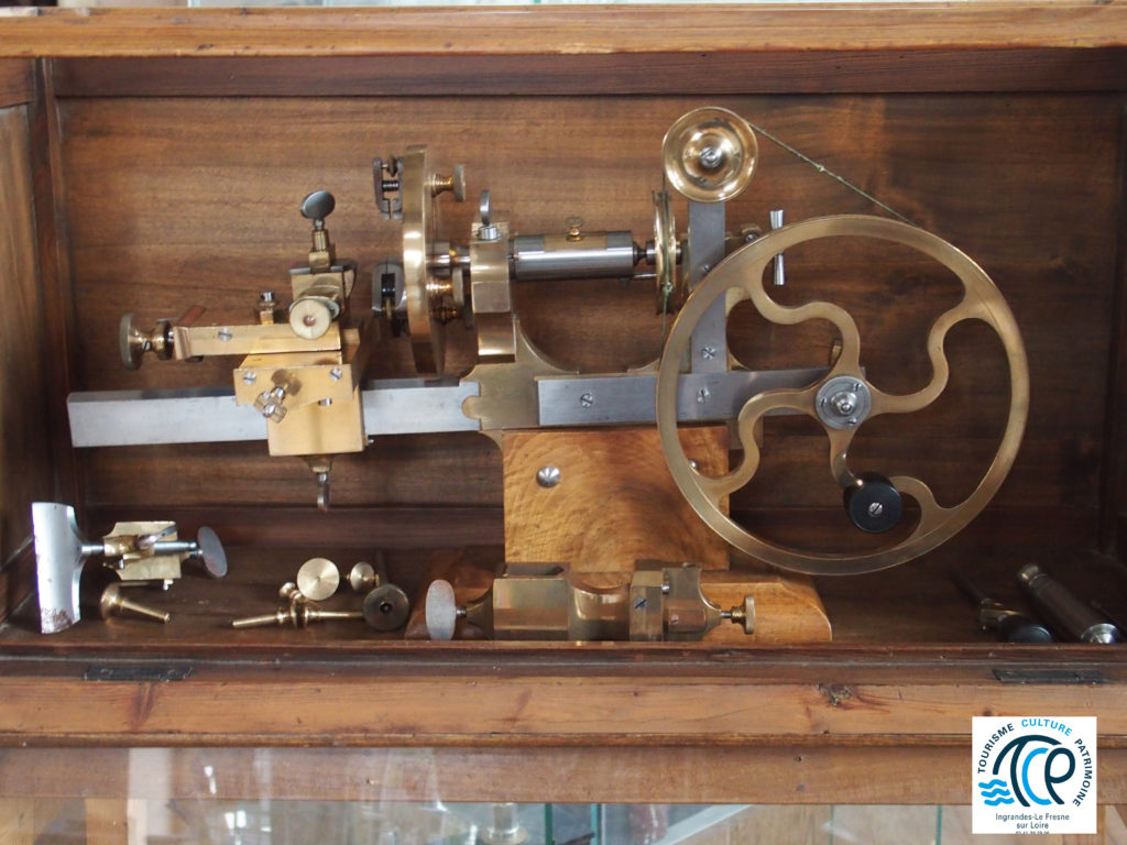 Outillage: tour d'horloger